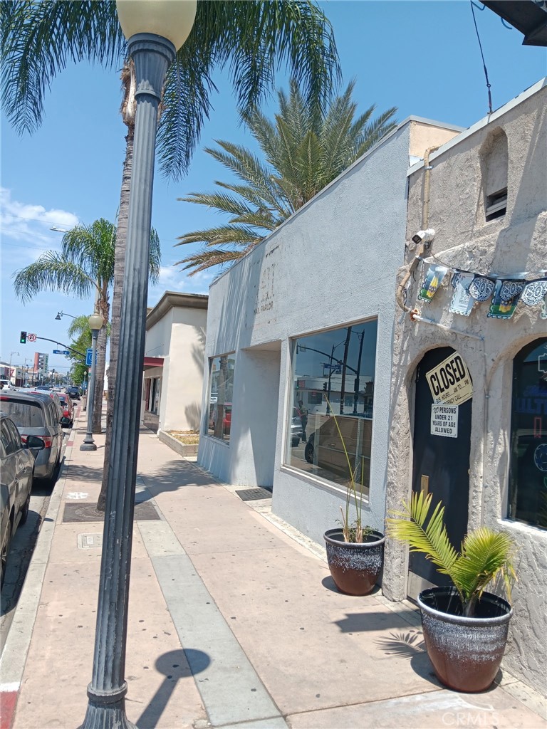17012 Bellflower Boulevard Property Photo 1