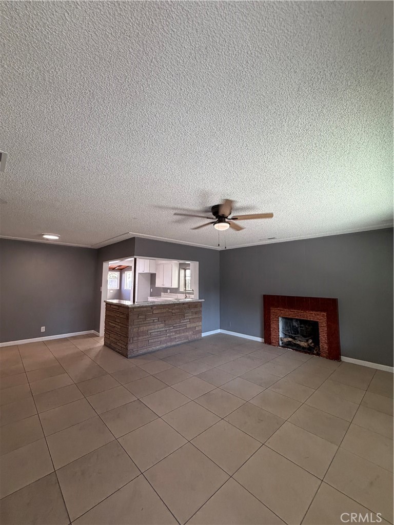 5595 Gardendale Property Photo 2