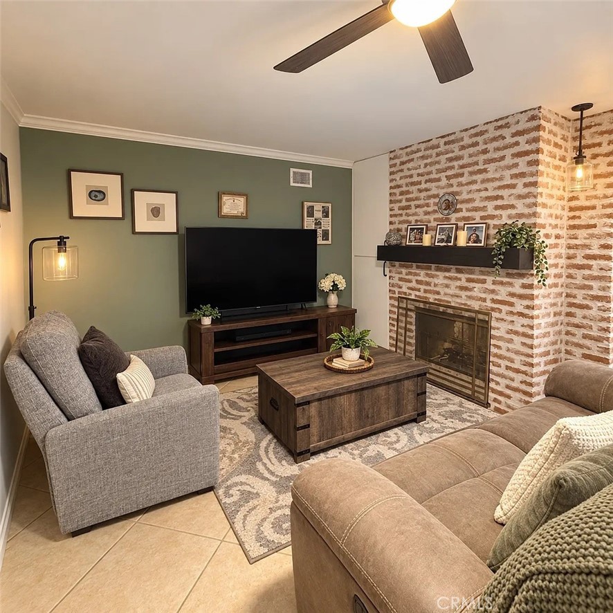 6261 Rosemary Property Photo 6