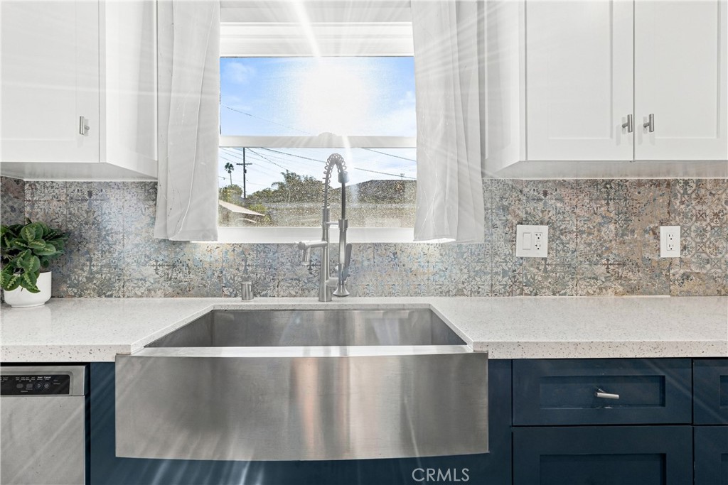 1631 S Cabrillo Property Photo 17