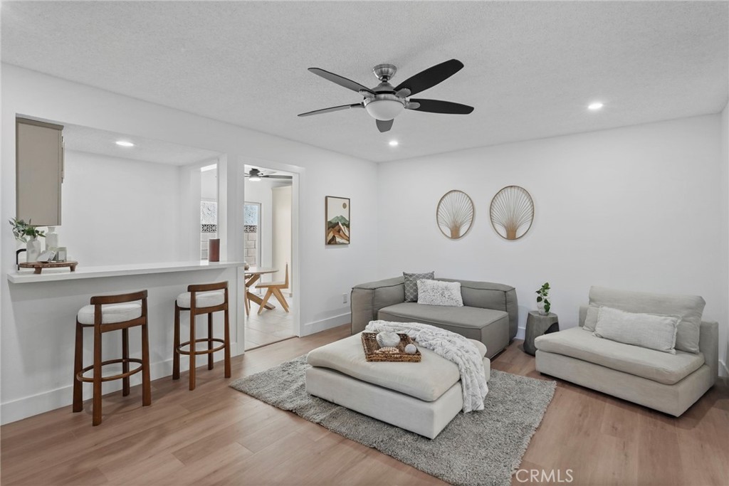 10446 White Oak Property Photo 23