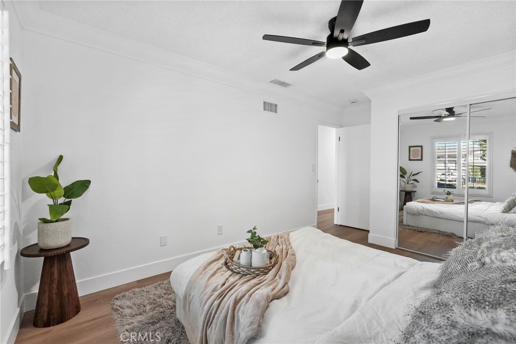 10446 White Oak Property Photo 44