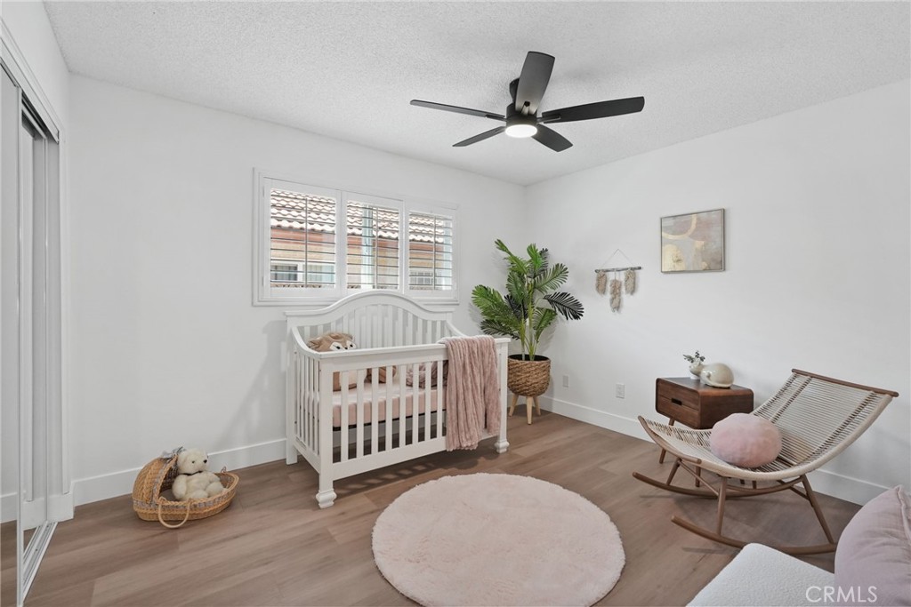 10446 White Oak Property Photo 47