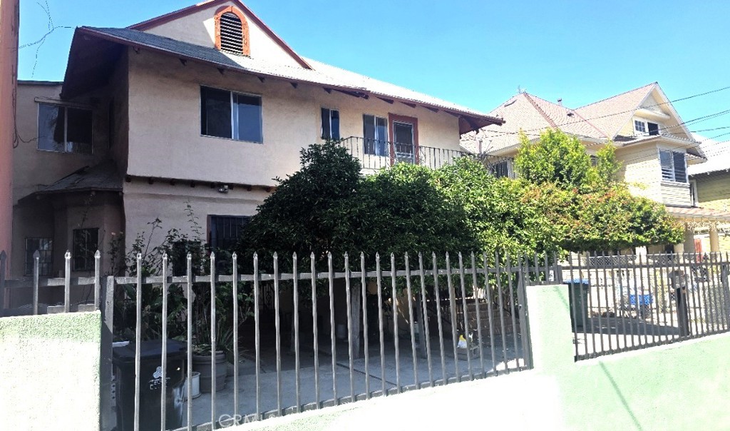 1437 Bonnie Brae Street Property Photo 1
