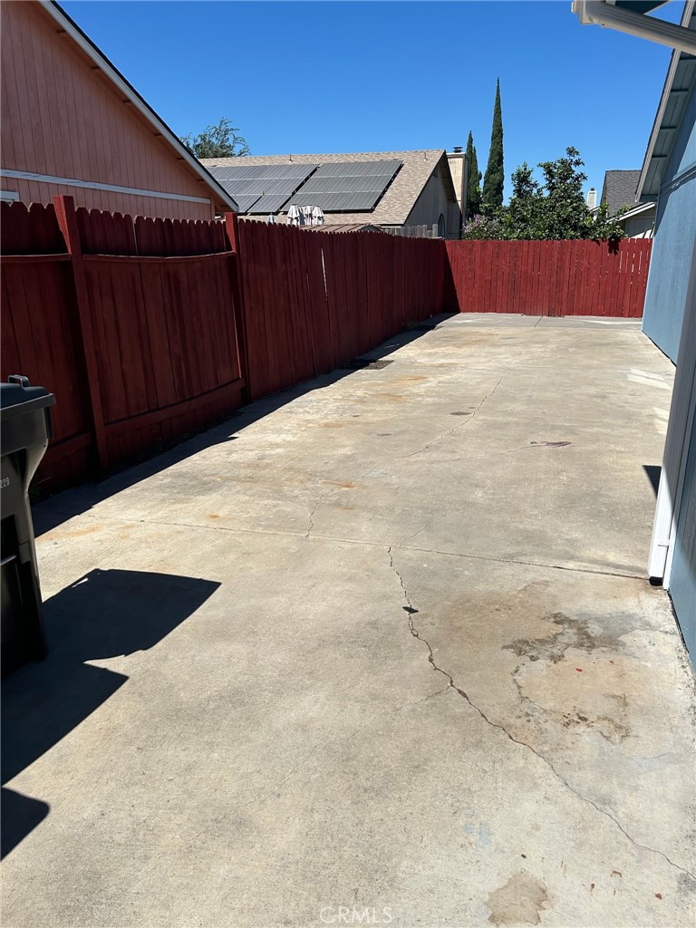 1602 Capitola Property Photo 4