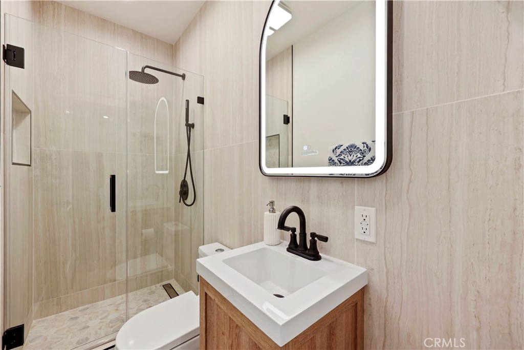 1800 Oxford Avenue Property Photo 30