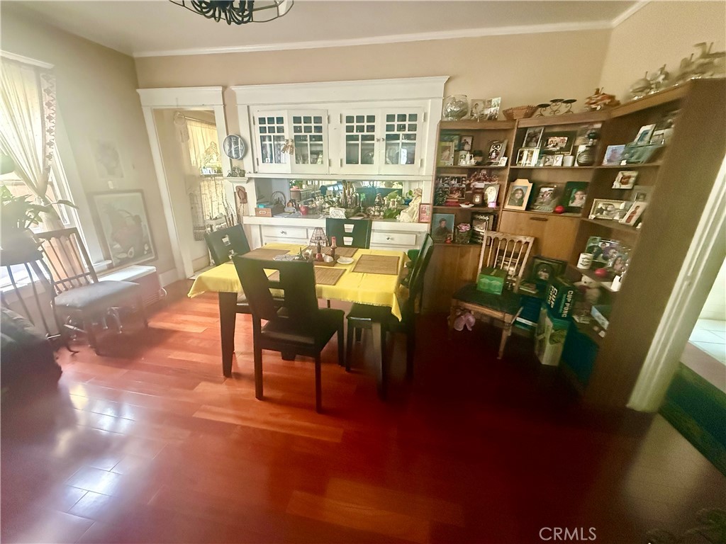 1138 S Ardmore Property Photo 10