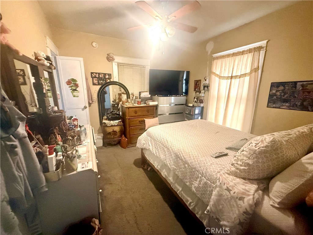 1138 S Ardmore Property Photo 12