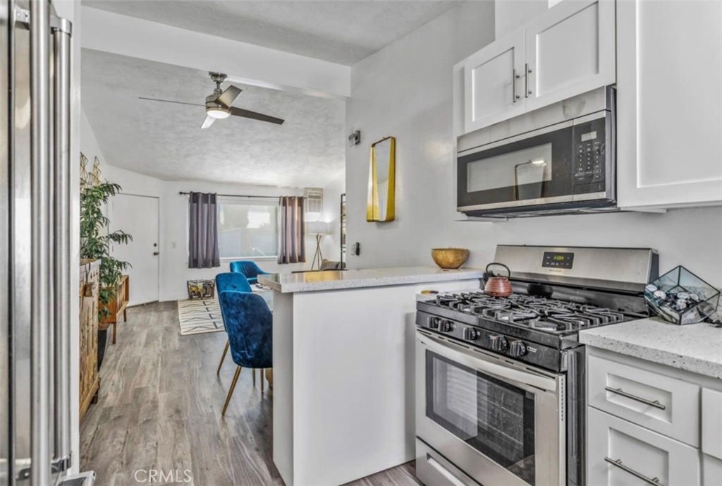 482 W Pico Property Photo 9