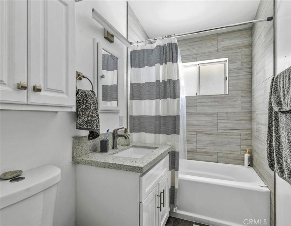 482 W Pico Property Photo 10