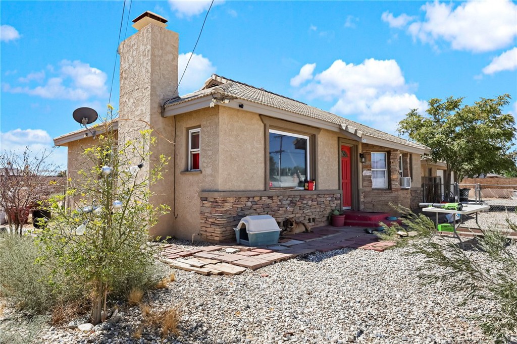12093 Lee Property Photo 1