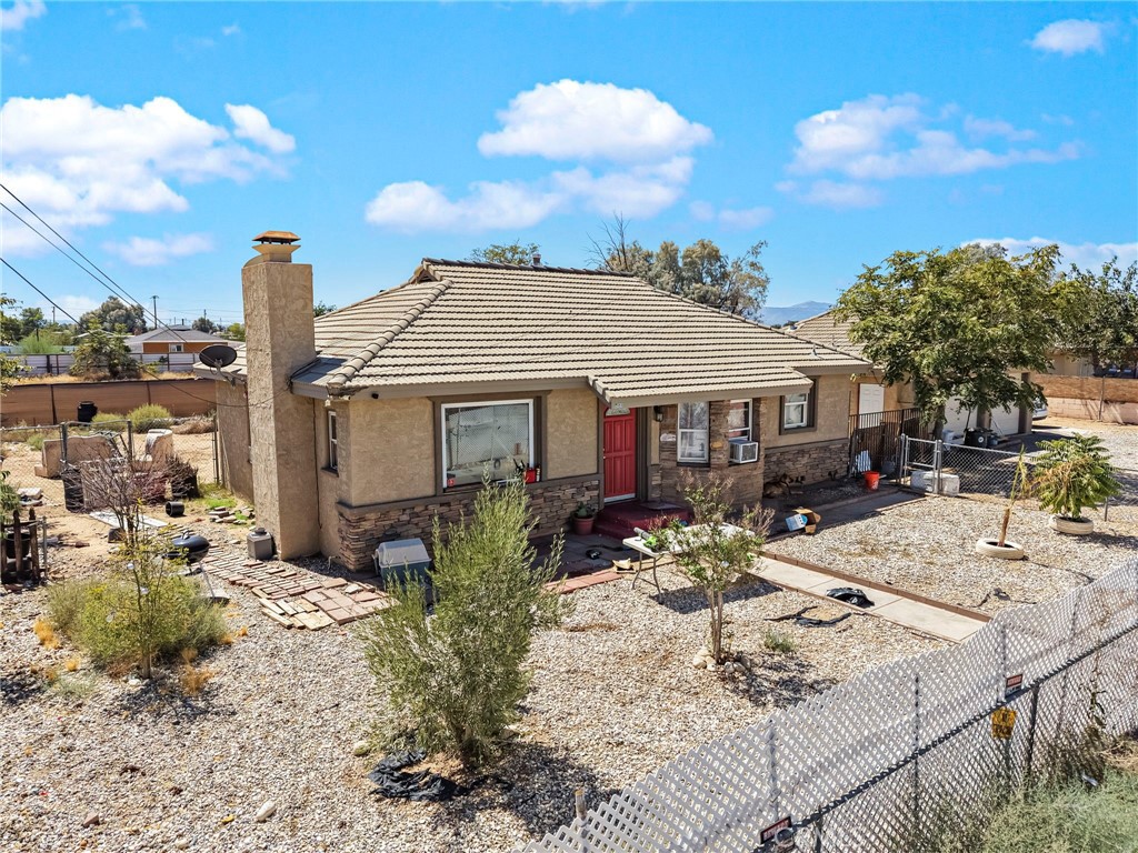 12093 Lee Property Photo 2
