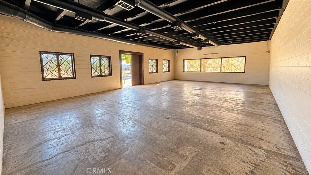 4612 Durfee Property Photo 14