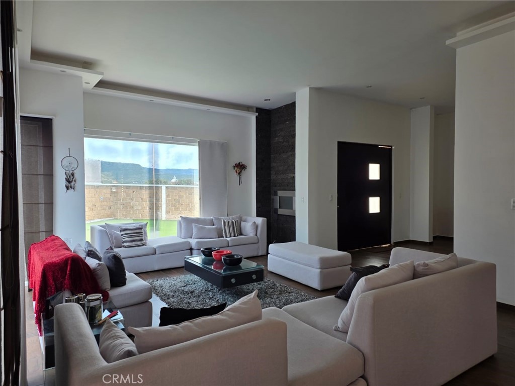 37 Ninguno Property Photo 45