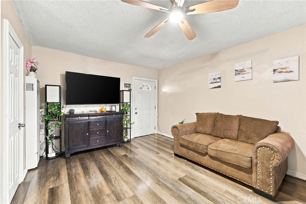 1692 Crestview Property Photo 7
