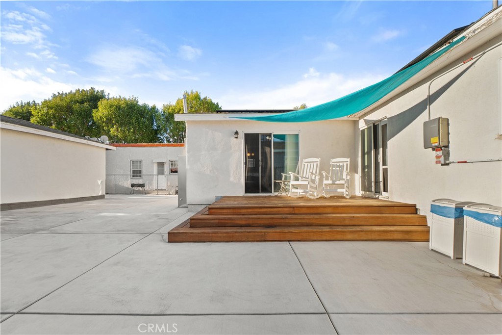 1631 S Cabrillo Property Photo 37