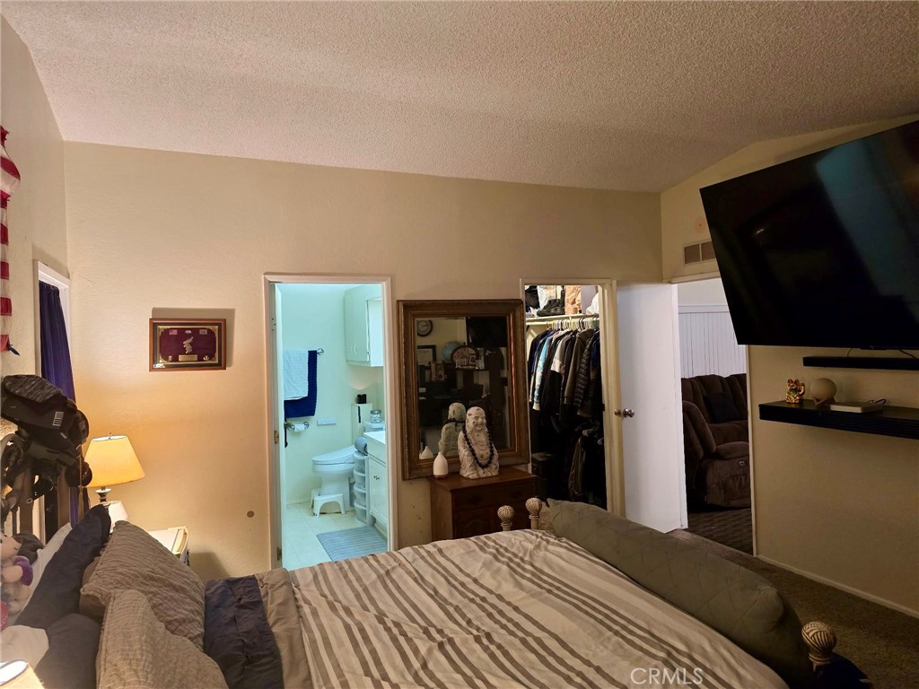 3435 Greenacre Property Photo 23