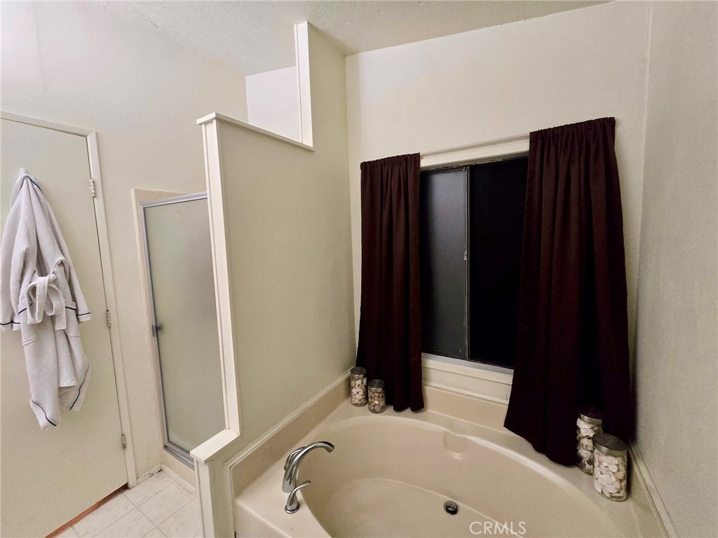 3435 Greenacre Property Photo 27