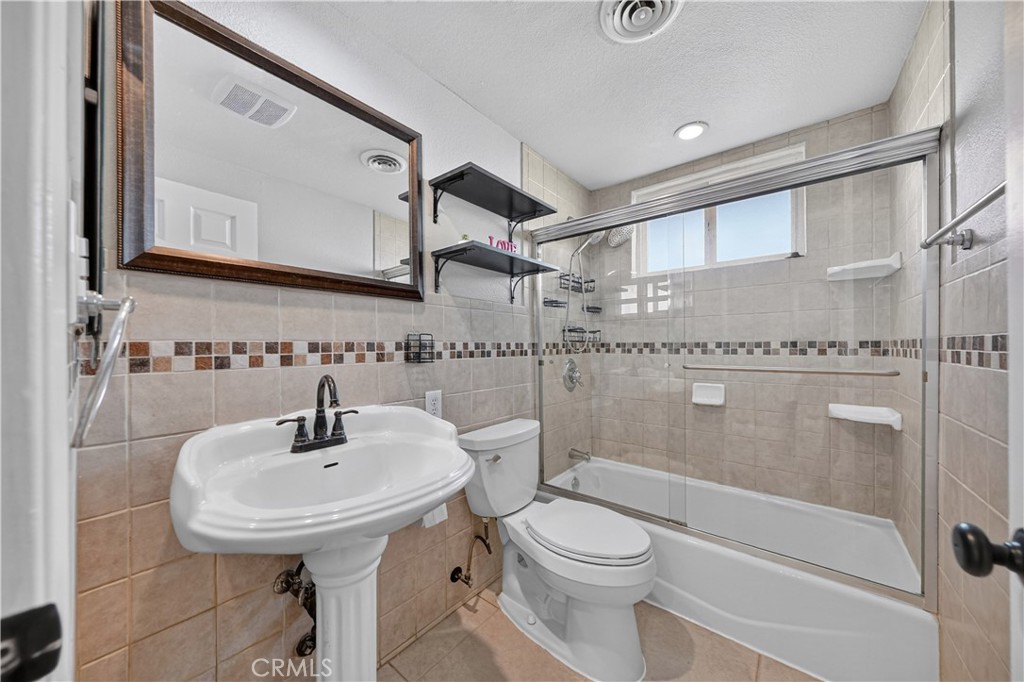 904 Beech Hill Property Photo 29