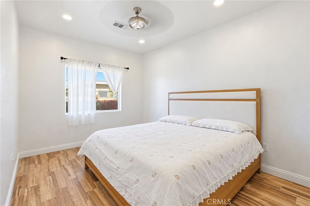 16028 Spruce Property Photo 19
