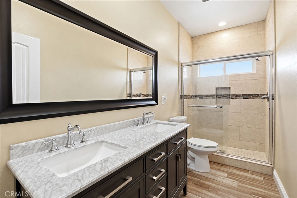16028 Spruce Property Photo 21