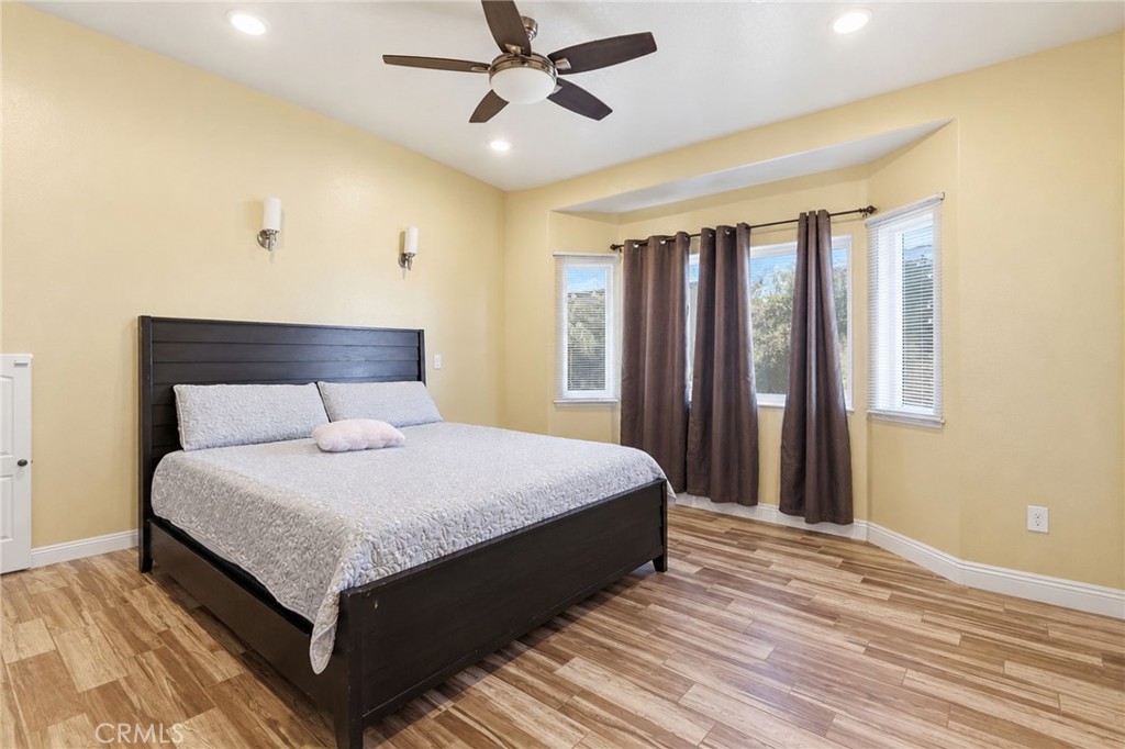 16028 Spruce Property Photo 25