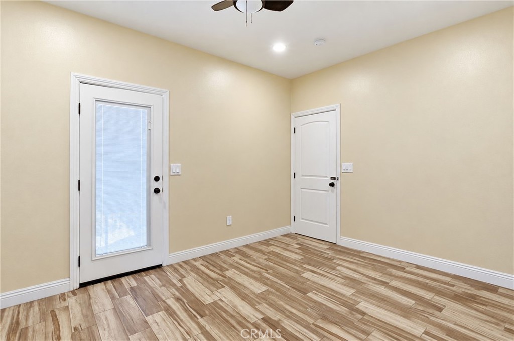 16028 Spruce Property Photo 32