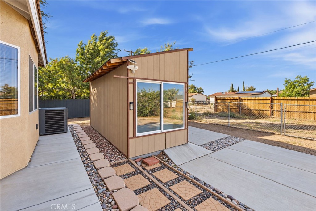 16028 Spruce Property Photo 43