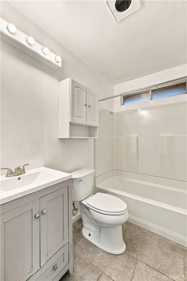 29310 Devils Punch Bowl Property Photo 8