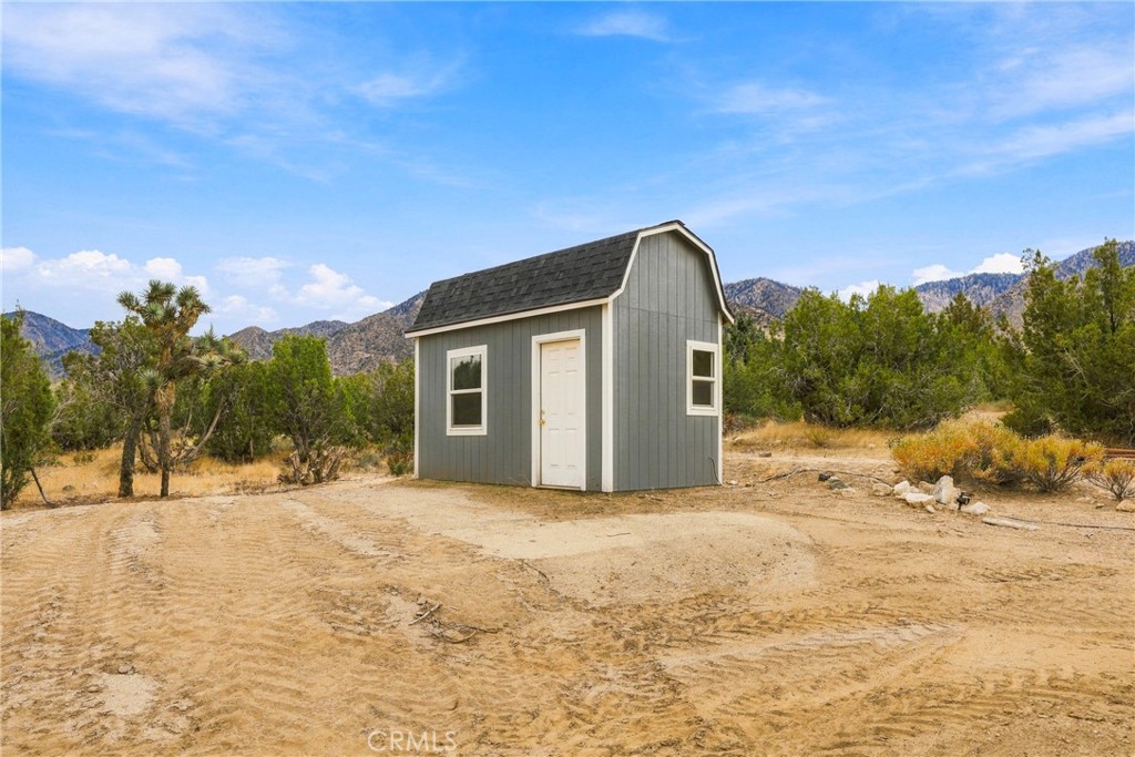 29310 Devils Punch Bowl Property Photo 12