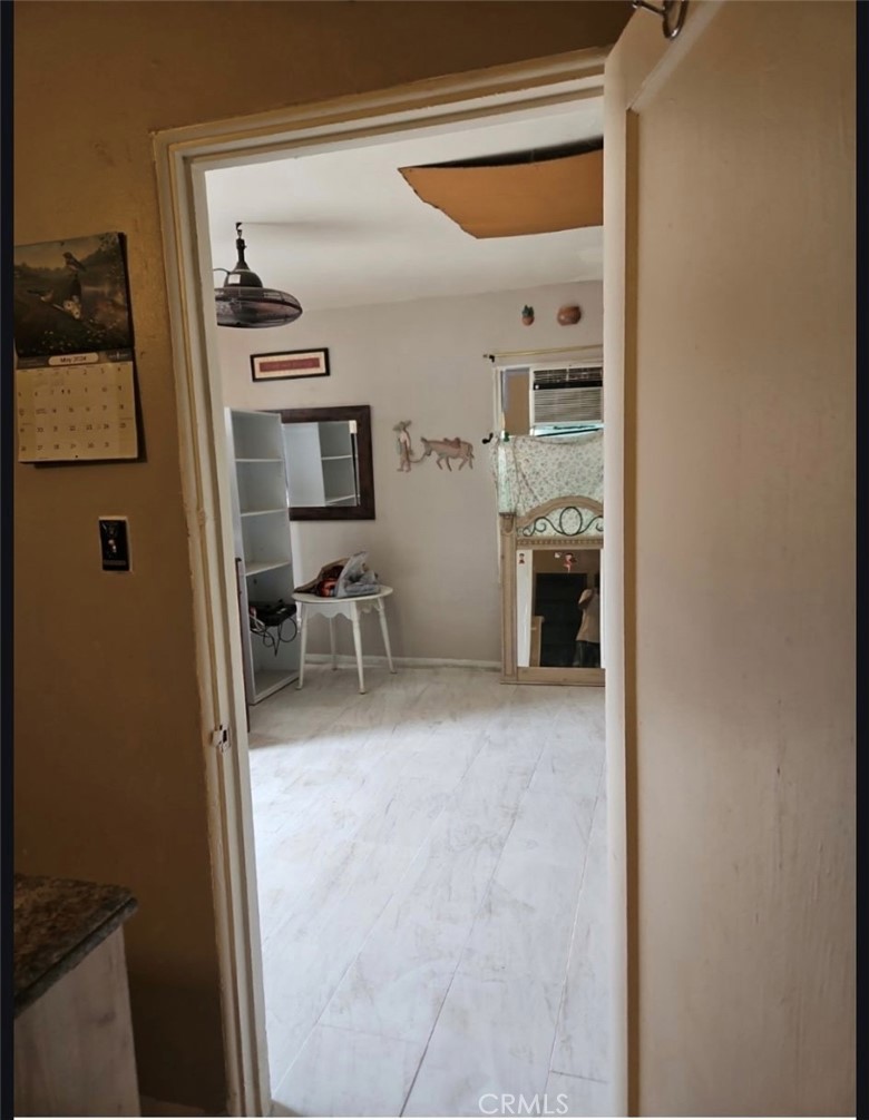 2512 Niles Property Photo 4