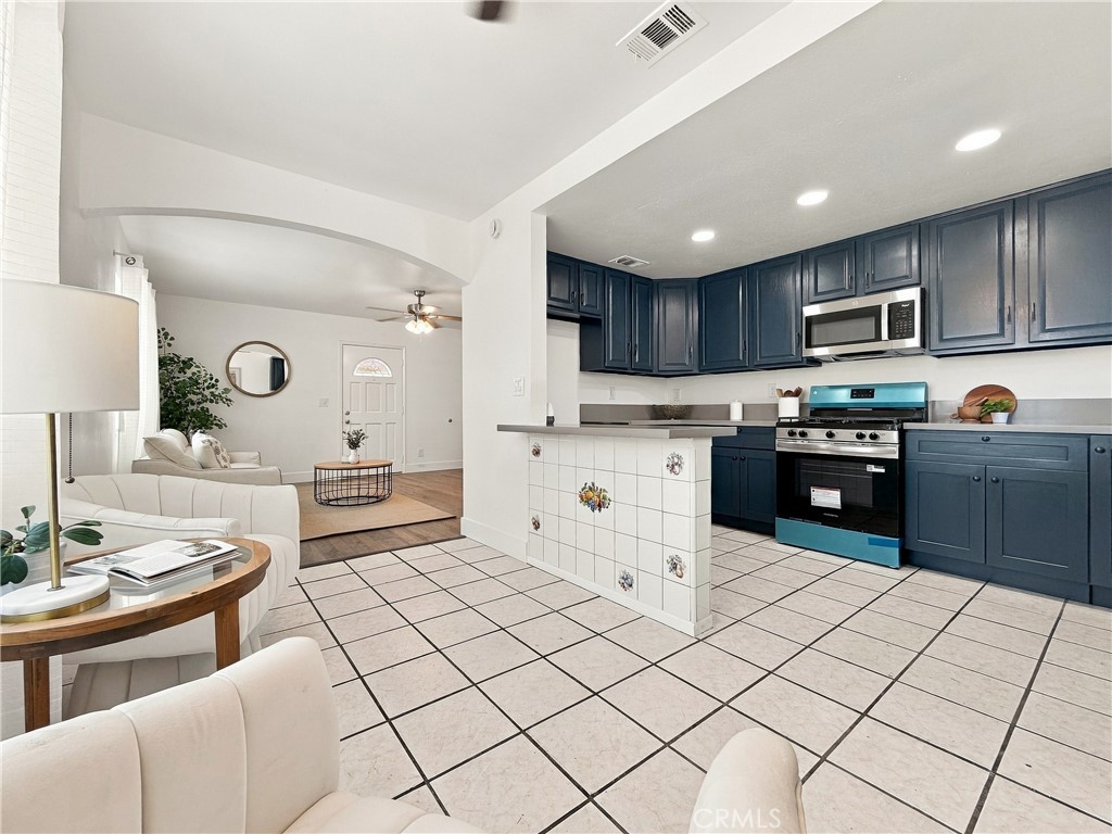 640 N Gardena Property Photo 7