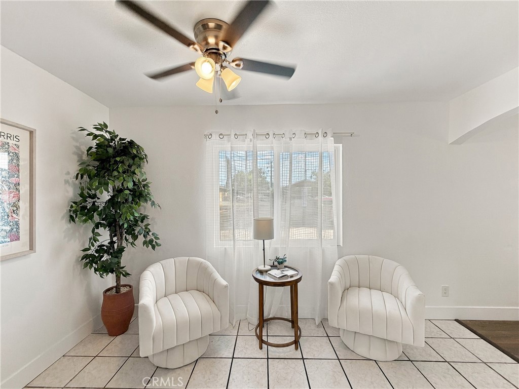 640 N Gardena Property Photo 11