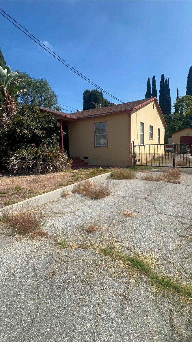 3812 Ivar Avenue Property Photo 1