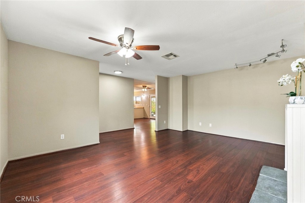 53920 Eisenhower Drive Property Photo 5