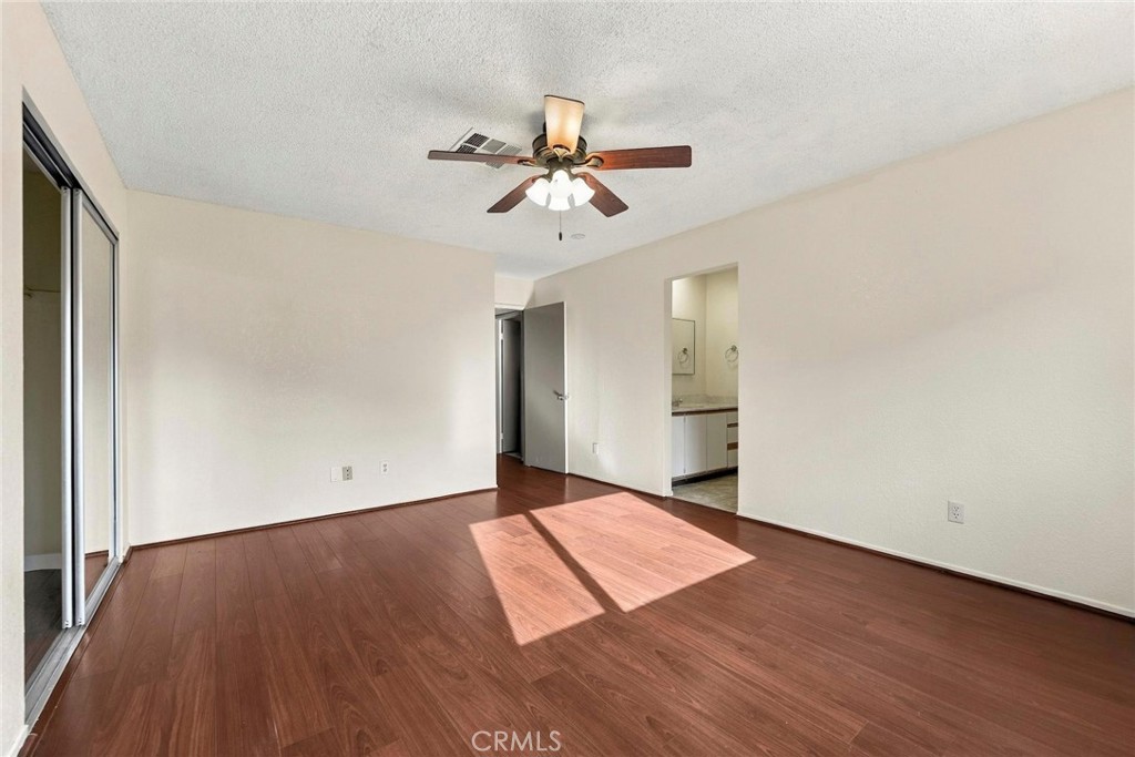 53920 Eisenhower Drive Property Photo 20