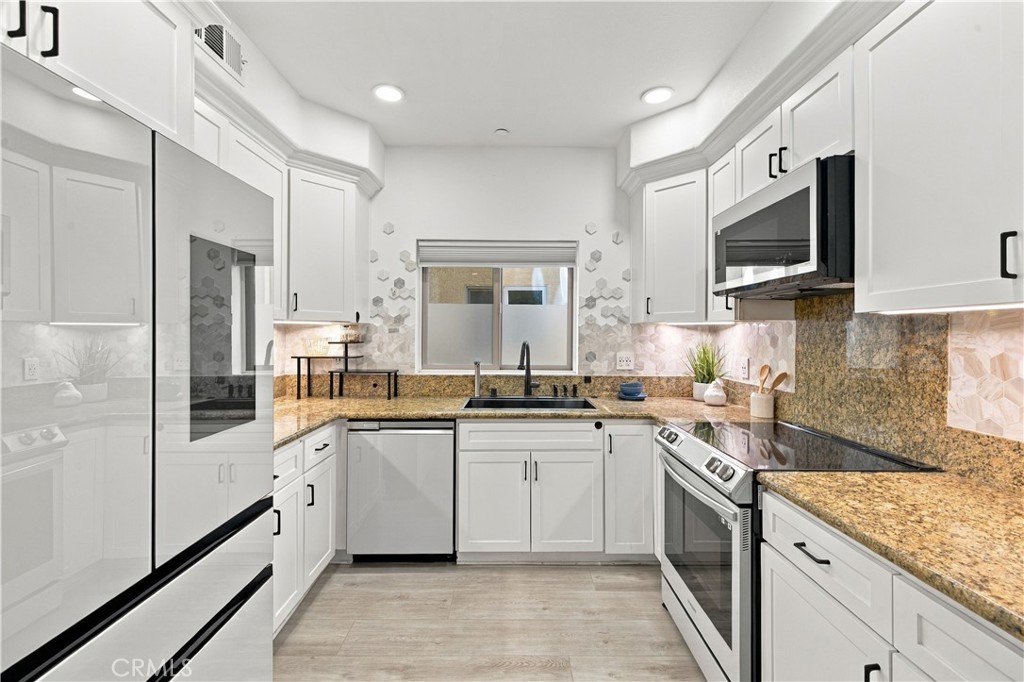 5737 Camellia 118 Property Photo 10