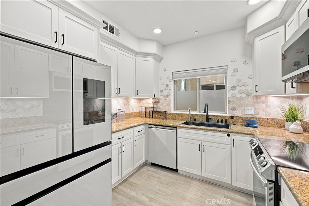 5737 Camellia 118 Property Photo 12