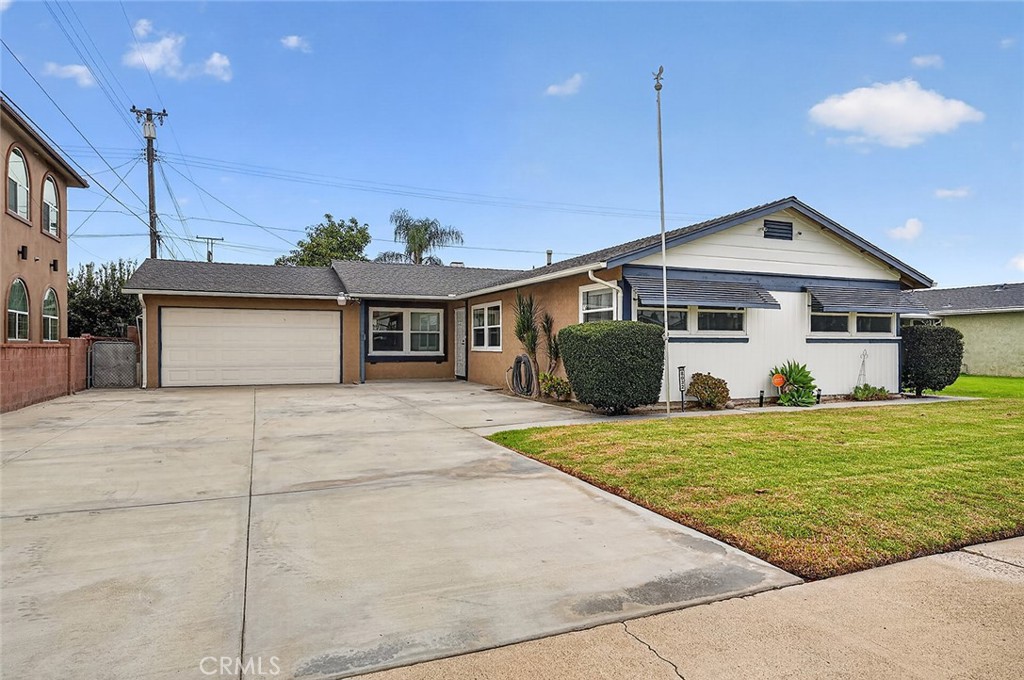 8032 San Luis Property Photo 1