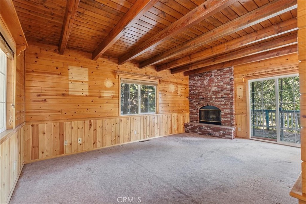 107 Pine Ridge Property Photo 8