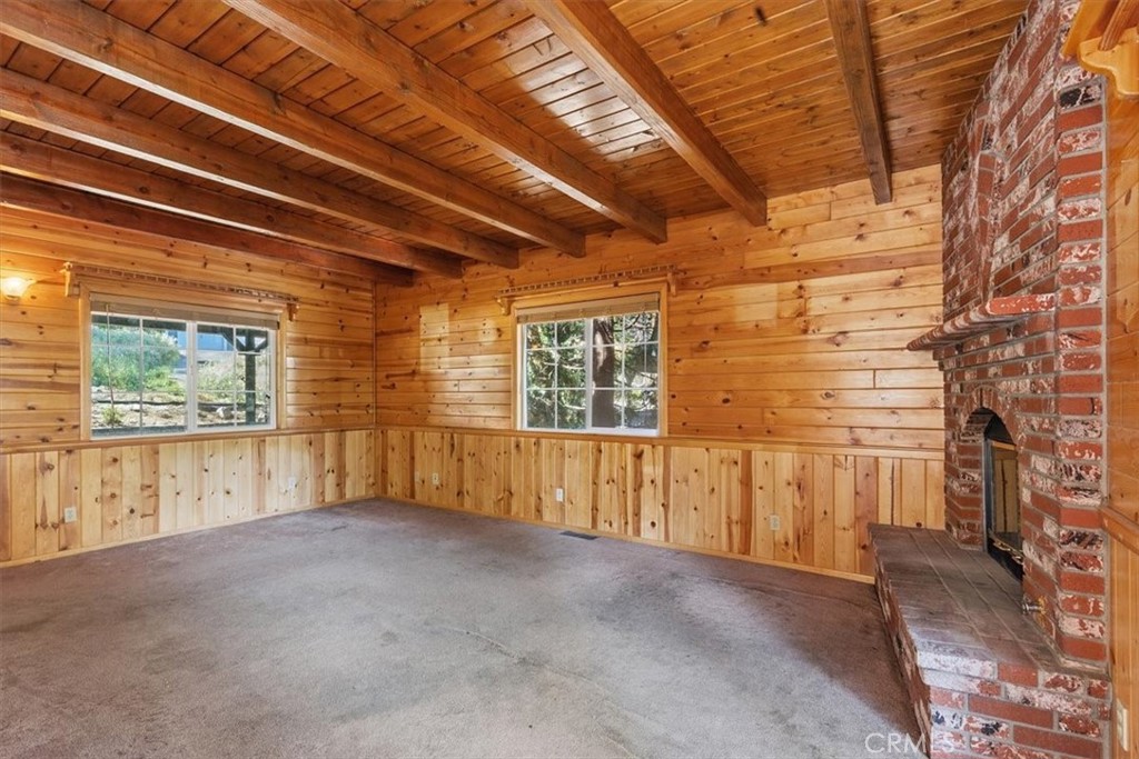 107 Pine Ridge Property Photo 9