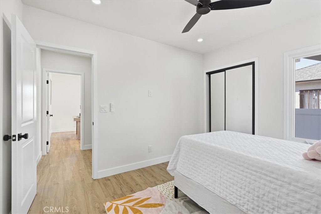 2064 Myrtle Property Photo 26