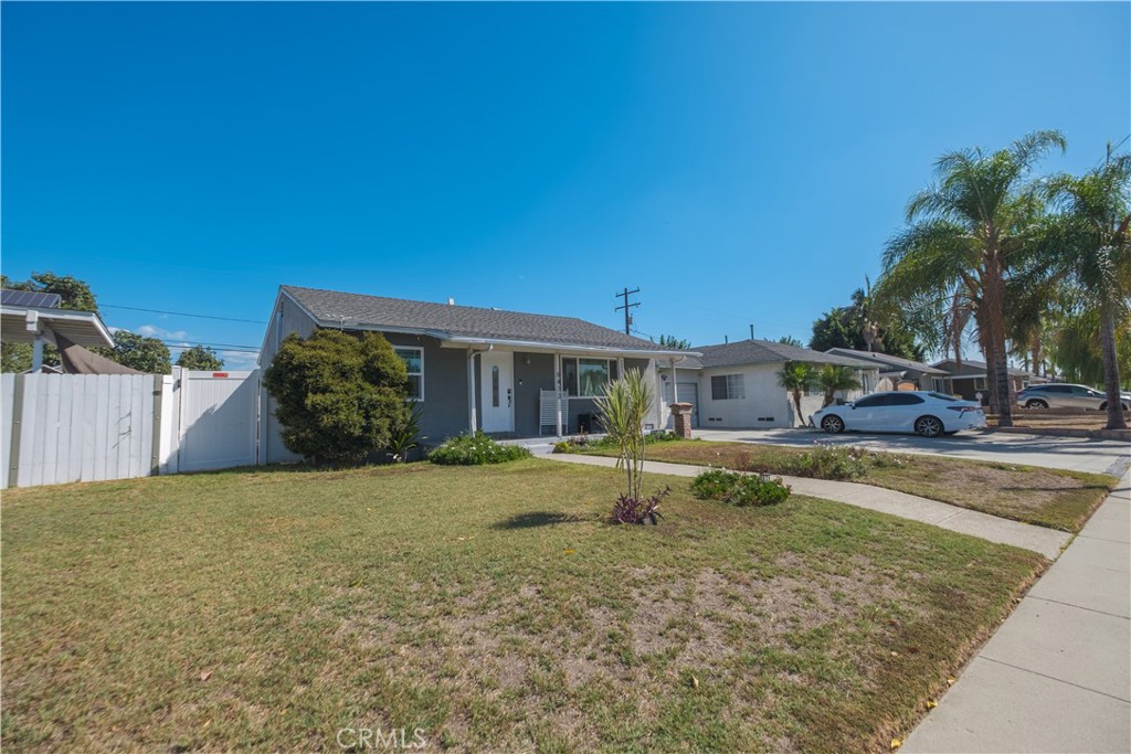 9413 Havenwood Street Property Photo 3