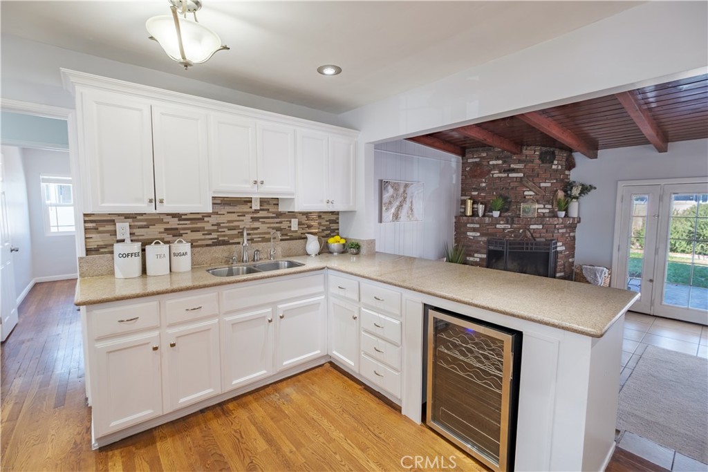 9413 Havenwood Street Property Photo 12