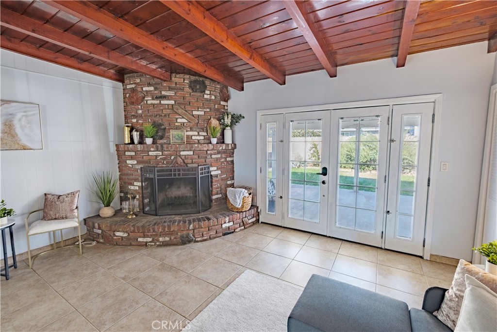 9413 Havenwood Street Property Photo 13