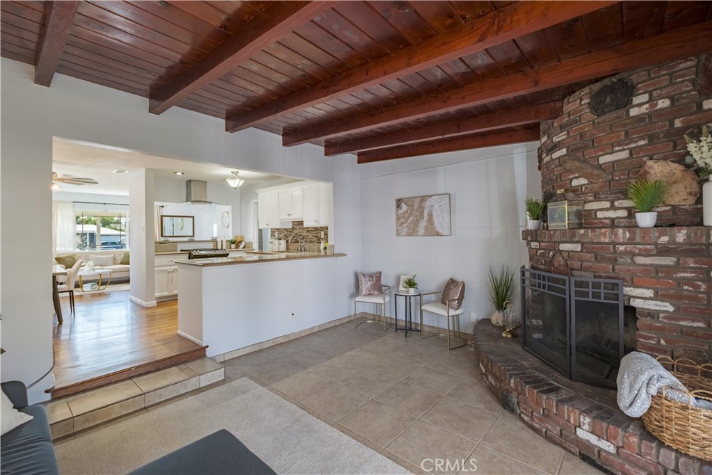 9413 Havenwood Street Property Photo 14