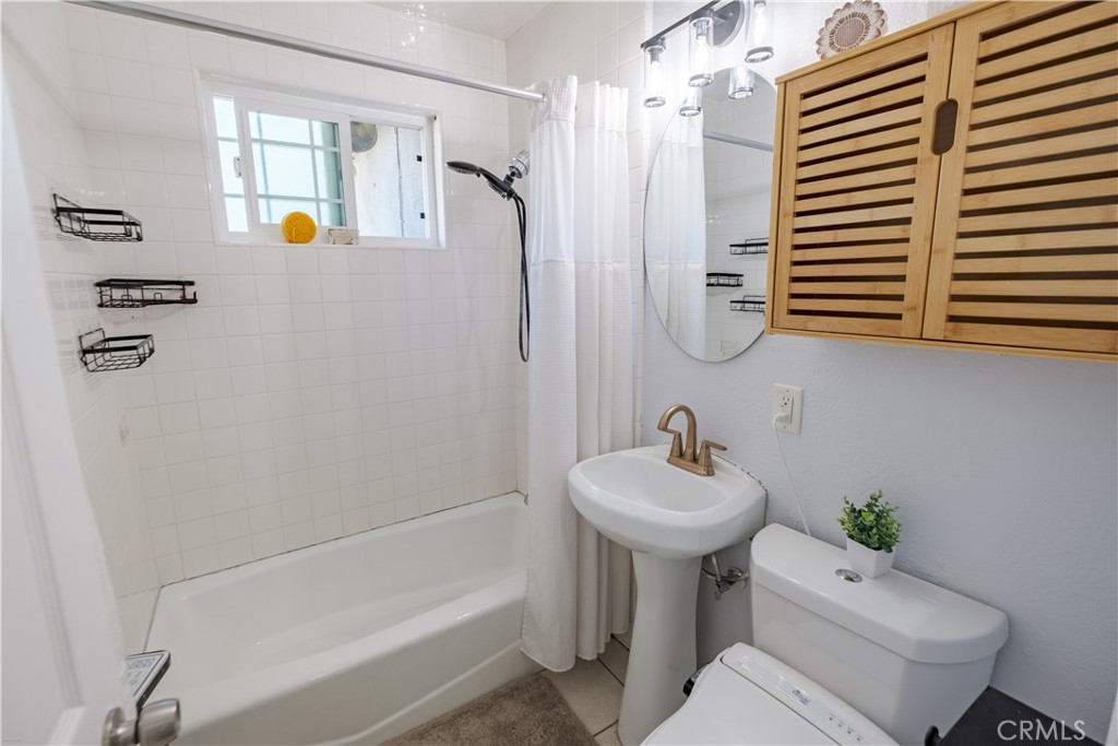 9413 Havenwood Street Property Photo 18