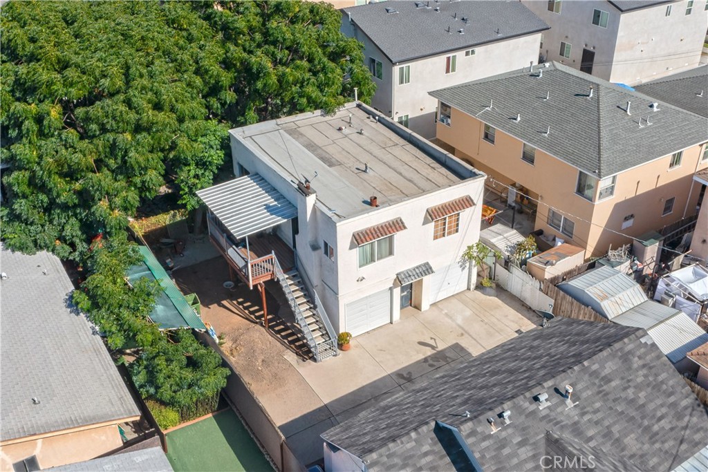 1316 S Grand Property Photo 9