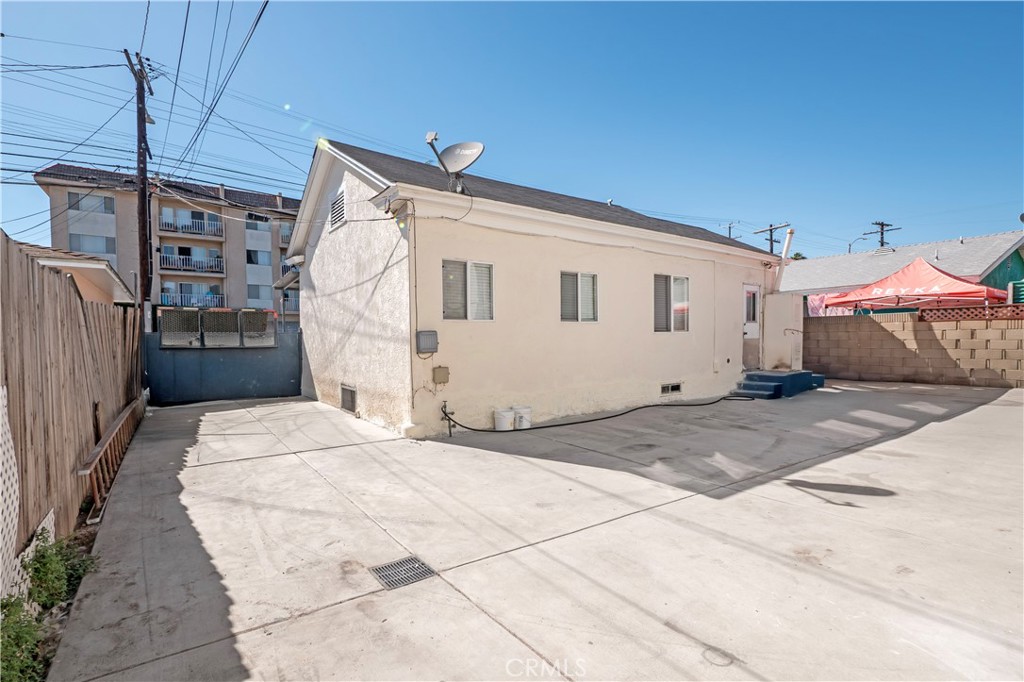 1316 S Grand Property Photo 31