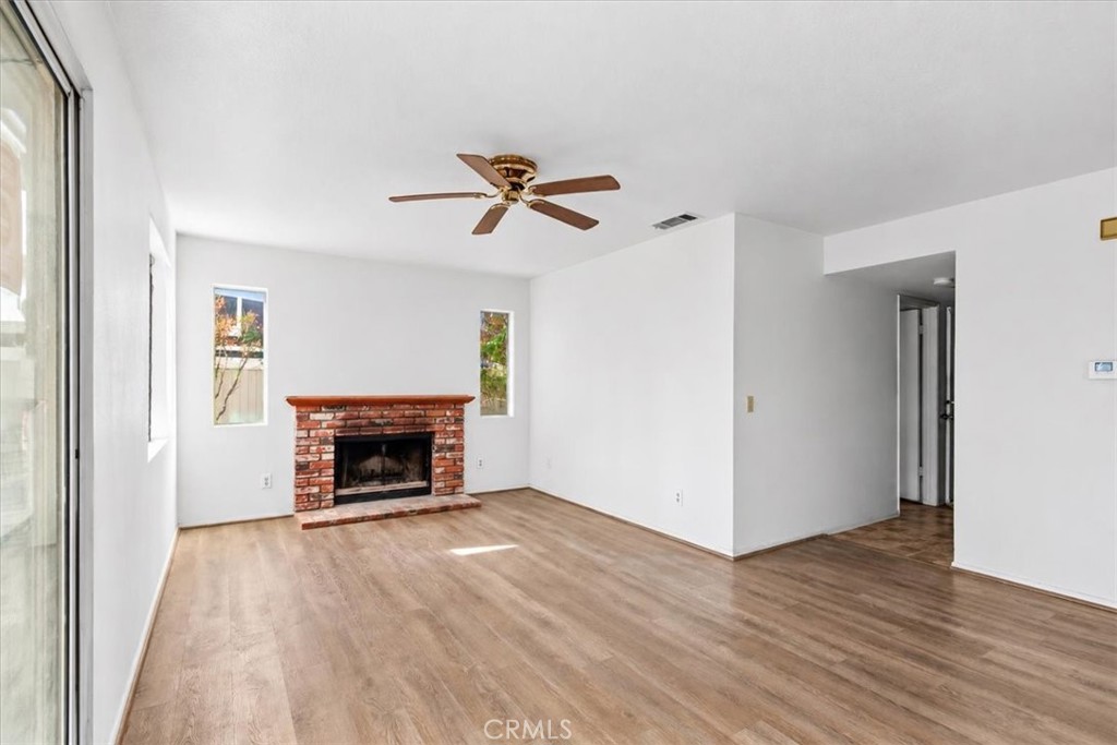 2243 N Maple Property Photo 13